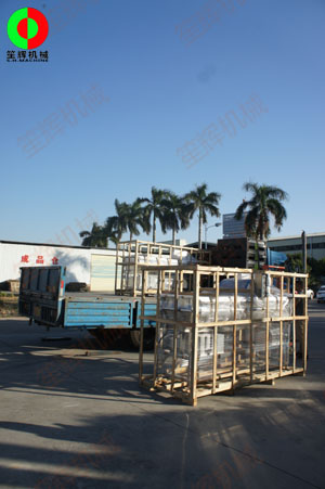 安徽客戶(hù)訂購(gòu)的果蔬清洗機(jī)等食品加工機(jī)械按期交付！
