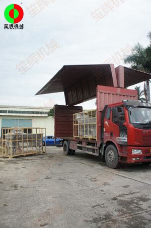多套蔬果洗菜機(jī)組按客交期準(zhǔn)時(shí)裝車出貨！
